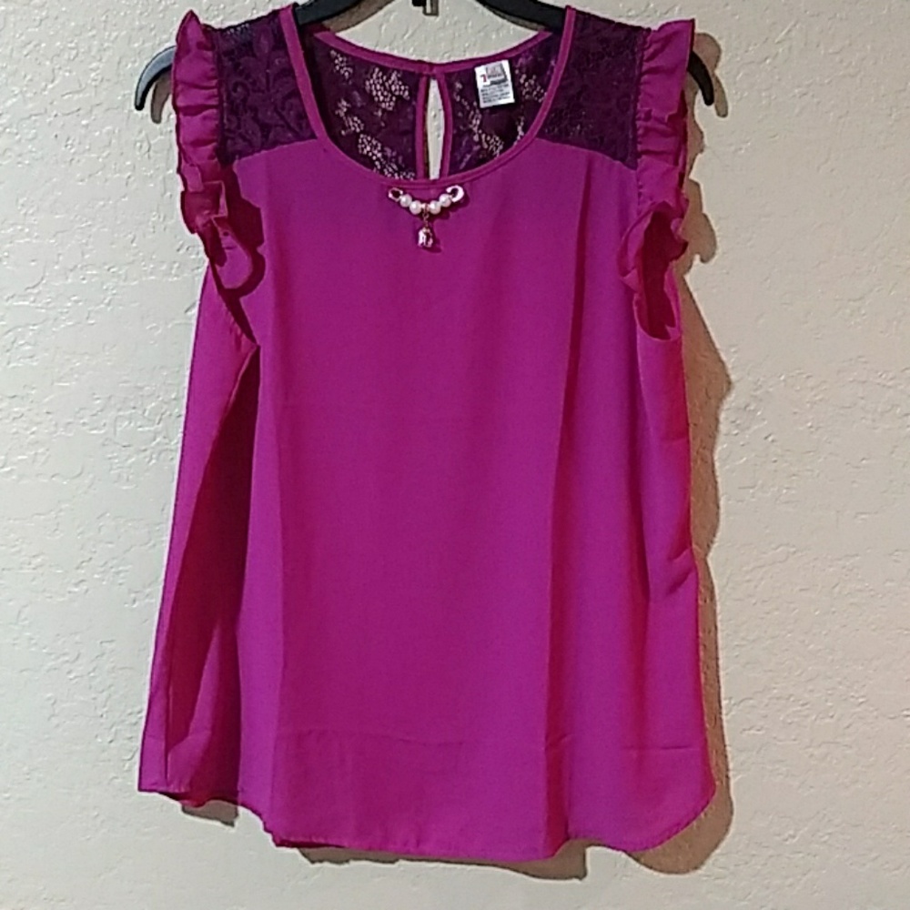 T-C SHIRT SIZE XL. (NEW)